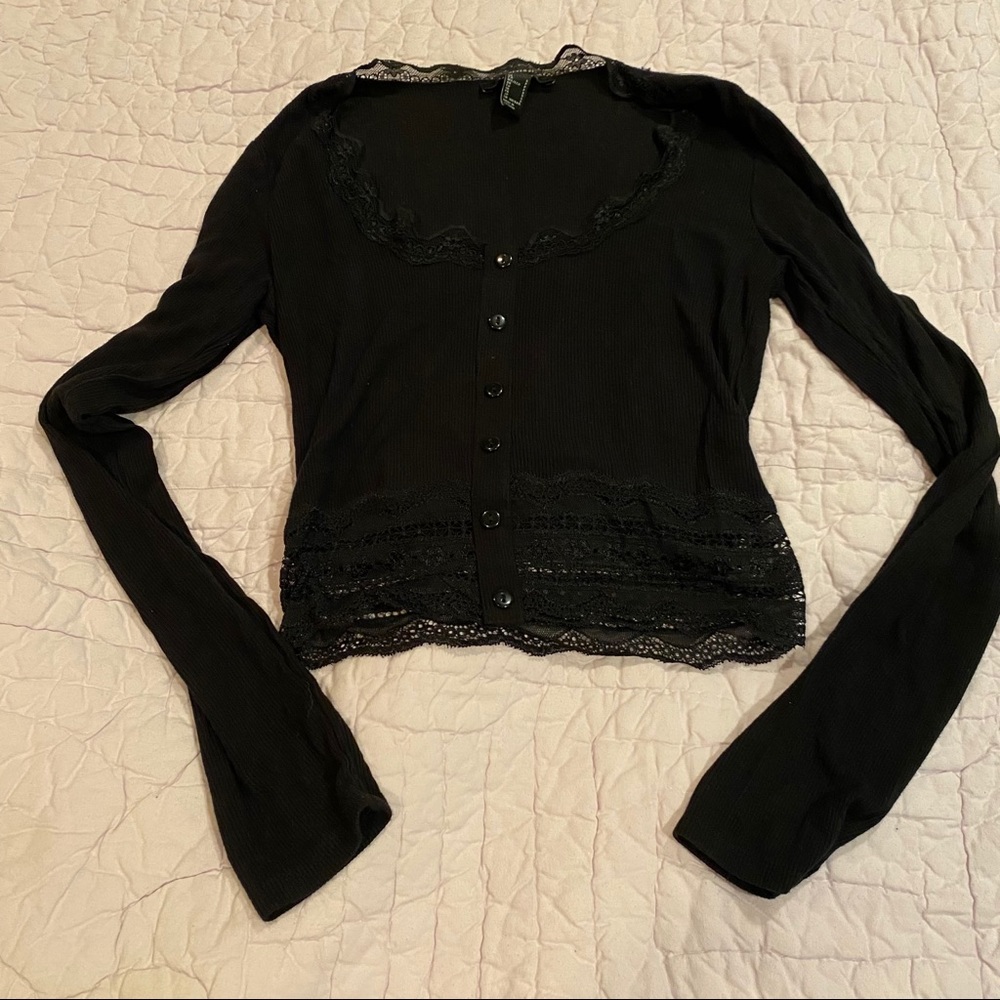 Lace Trim Long Sleeve